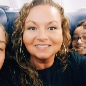 Meet your Posher, Candi